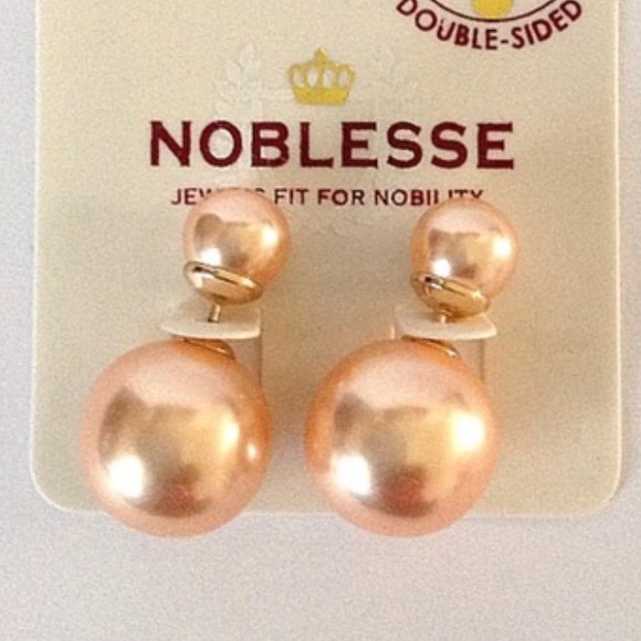 Double Sided Faux Pearl Earrings - Picture 1 of 3